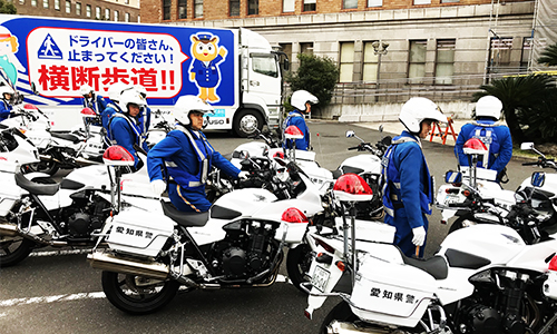 愛知県庁年末の交通安全運動出発式